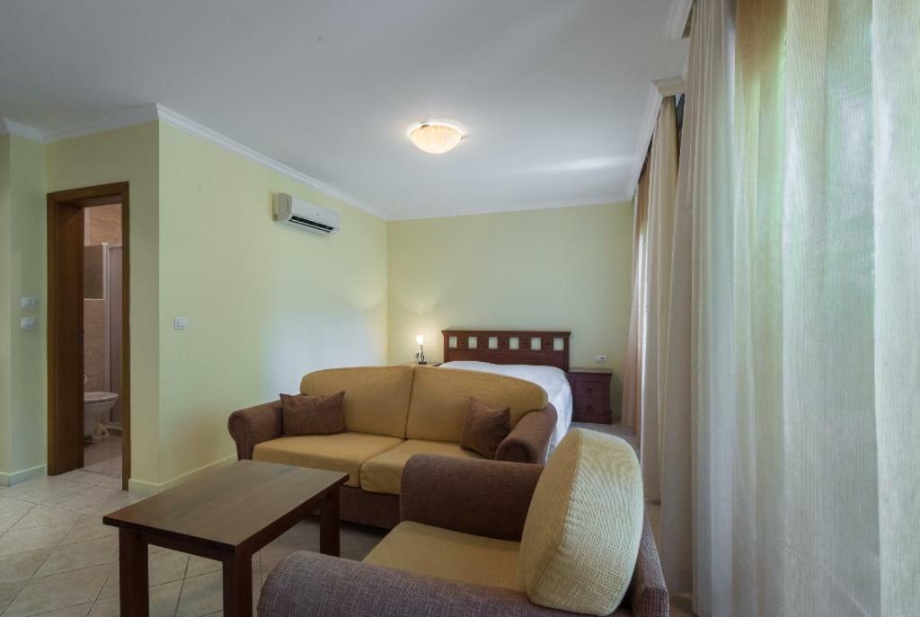 Sozopol Private Apartments St. Marina Exterior photo